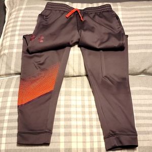 Under Armour tapered joggers boys